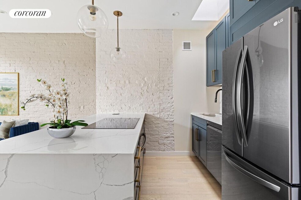 343 E 92nd St, New York, NY 10128 - photo 1