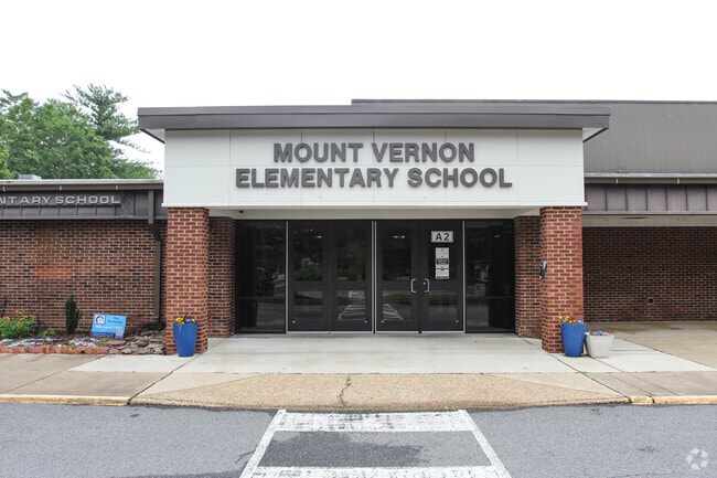 Mount Vernon Elementary School in Yorktown, Virginia.