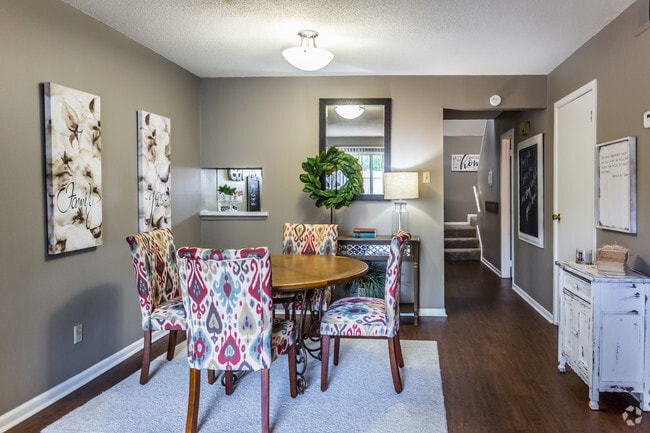 Sturbridge, Little Rock, AR 72227 - photo 2