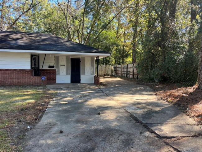 3653 Cloverdale Rd, Montgomery, AL 36111 - photo 2