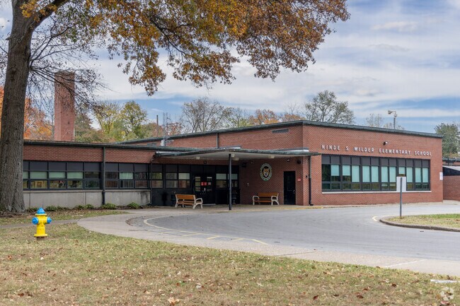 Wilder Elementary School is a public school located in Thornhill and has 530 students.