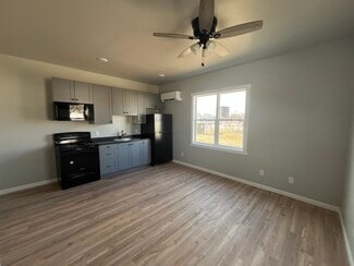 340 E St Unit 3, David City, NE 68632