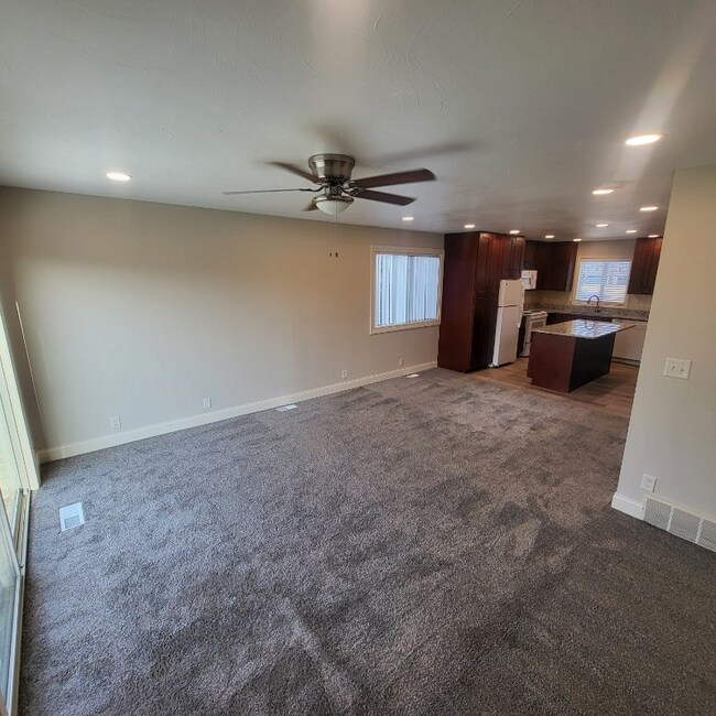 4401 S 27th St, Lincoln, NE 68512 - photo 7