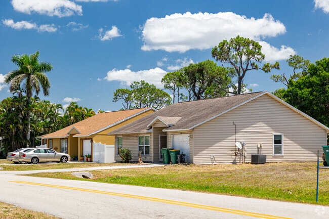 Naples Manor homes are neatly laid out on parceled lots.