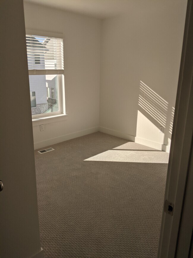 231 S 400 W Unit 3, Logan, UT 84321