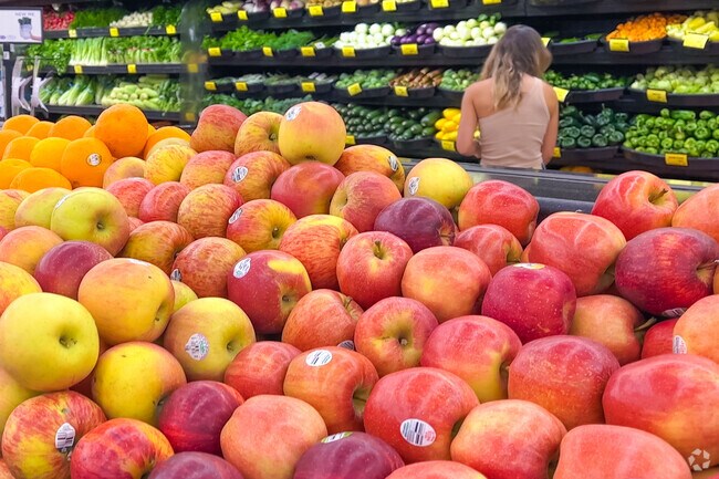 Grocery stores can be found just outside of Yerba Buena.