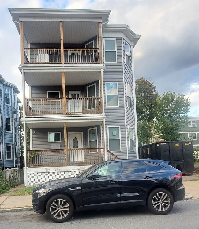 9 Hansborough St Unit 3, Boston, MA 02124