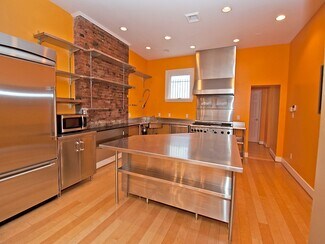 1922 E Carson St, Pittsburgh, PA 15203