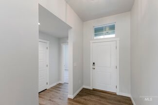 5560 S Donaway Ave, Meridian, ID 83642