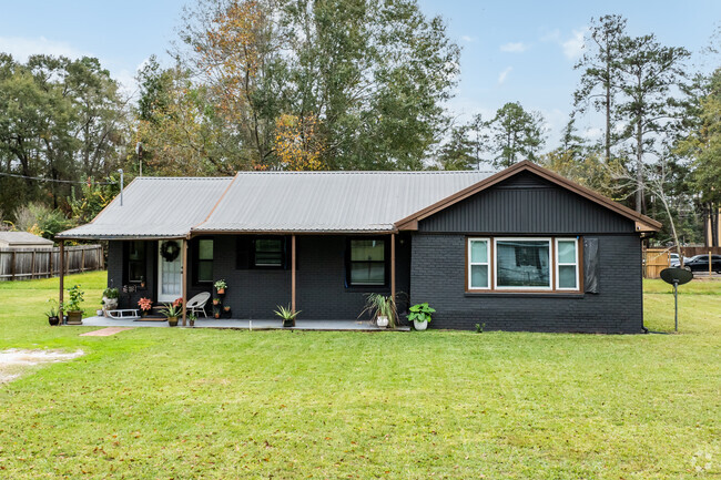Ranch style homes are common in the Cleveland area.