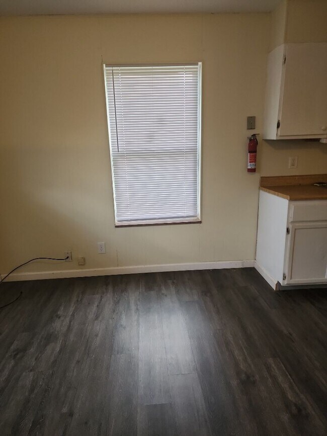 1617 Jefferson St, Morristown, TN 37814 - photo 4