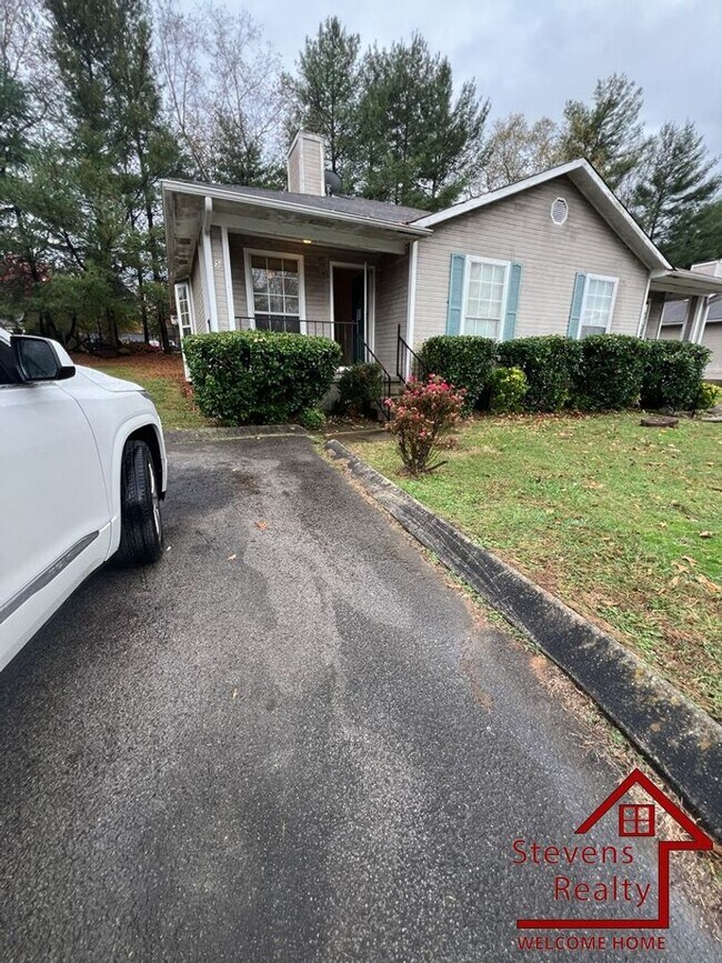 459 Oriole Dr, Mcminnville, TN 37110