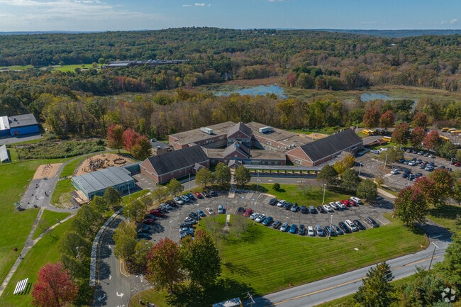 Long Meadow Elementary is located in Middlebury.