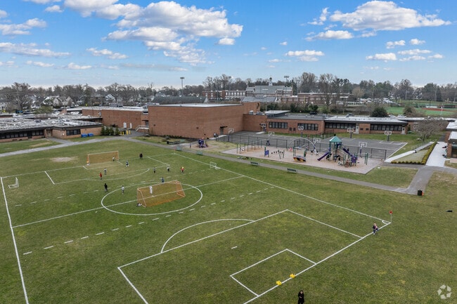 Forrestdale School's academics receive an A from NICHE.