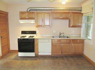 88 Thompson St Unit 2, Raritan, NJ 08869