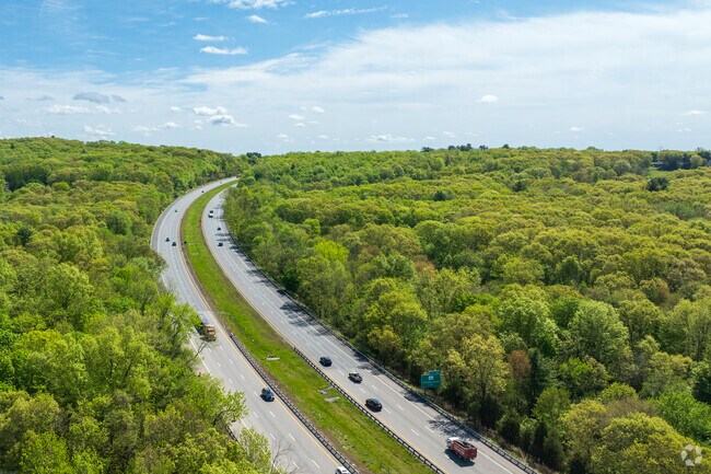 With easy access to I-295 running through the area, Lippitt Estates offers seamless connectivity to the rest of Rhode Island and beyond.