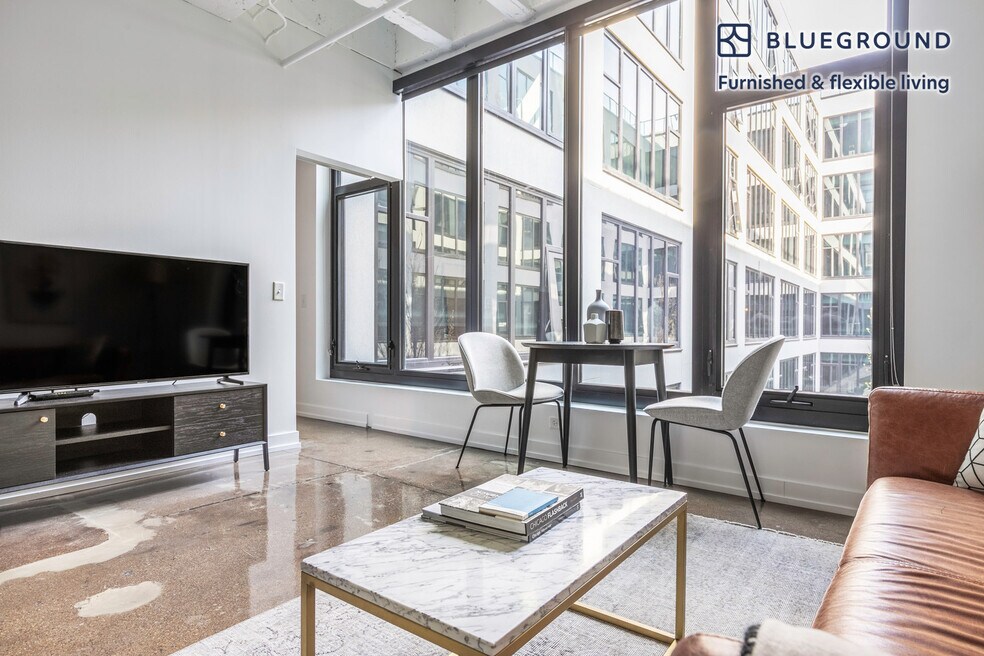 5050 N Broadway unit FL3-ID380, Chicago, IL 60640 - photo 1