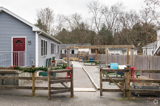 Woodside Montessori Academy in Millis is a private school serving students in grades PK-8.