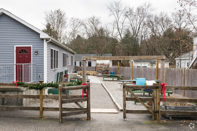Woodside Montessori Academy in Millis is a private school serving students in grades PK-8.