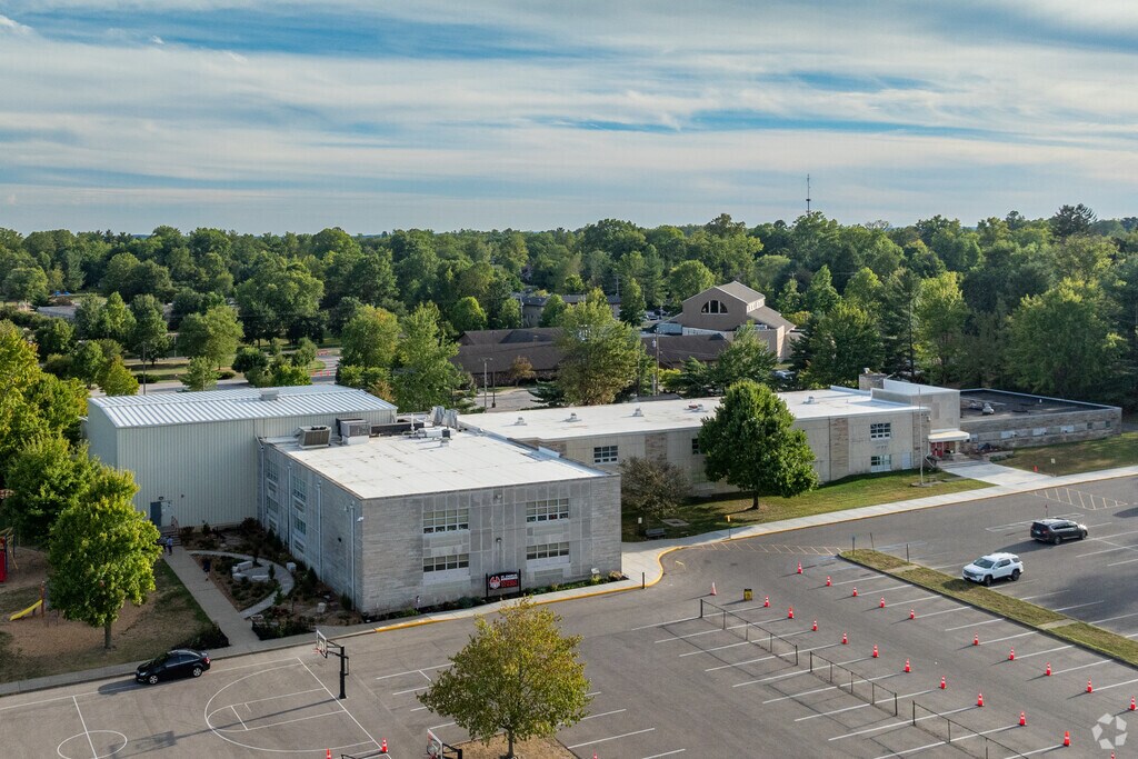Tuition for St. Charles Borromeo Catholic School is $5,200 for the highest grade available.