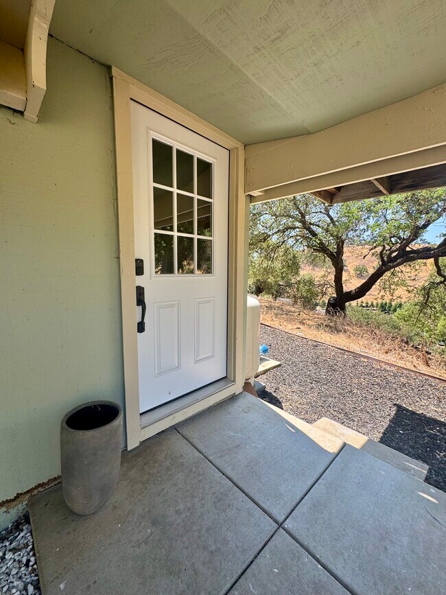 22700 Mckean Rd Unit A, San Jose, CA 95120