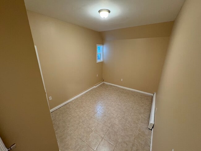 8 Mount Logan Ct unit 1, Farmingville, NY 11738 - photo 5