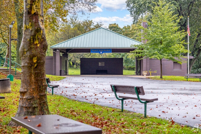 Sit on the park benches and enjoy a show at the amphitheatre in Collingdale Park.