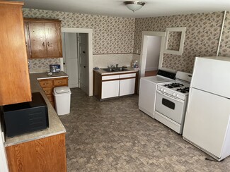 229 River St Unit 1, Newton, MA 02465