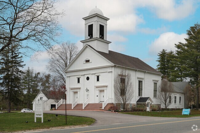 First Church Congregational is at the heart of Boxford historic district.