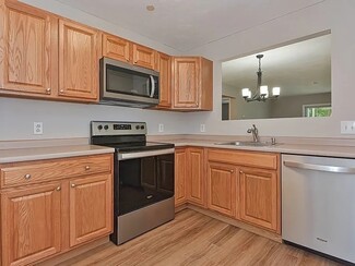 330 Sunderland Rd Unit 91, Worcester, MA 01604