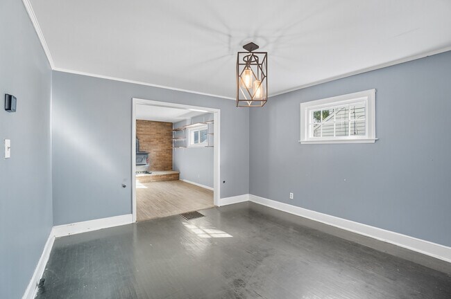 610 Salisbury Rd, Waverly, OH 45690 - photo 6