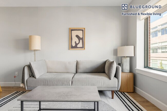 33 Rogers St unit FL2-ID1156, Cambridge, MA 02142 - photo 2