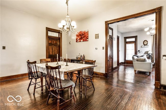 349 W Broadway St, Greenwood, IN 46142 - photo 6