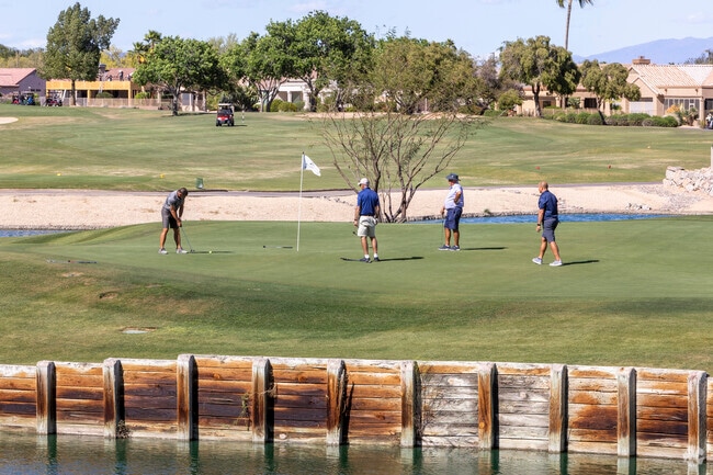 Surprise Farms residents can head to nearby Granite Falls Golf Club to get in a round of golf.