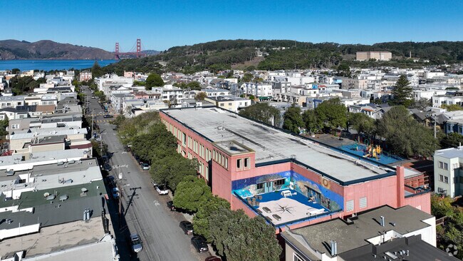 Alamo Elementary School is located in the Richmond of San Francisco.