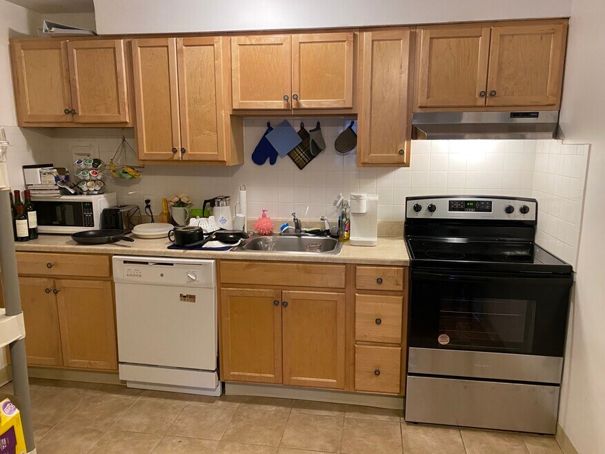 245 Kelton St unit 23, Allston, MA 02134 - photo 1