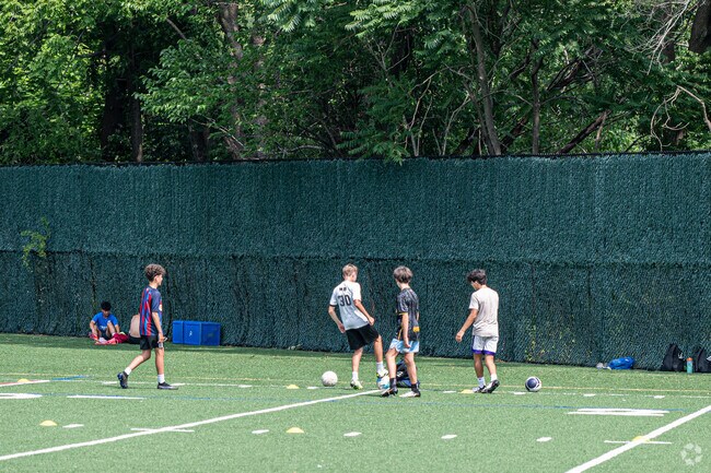 The field support football soccer and lacrosse at Syosset-Woodbury Community Park
Woodbury.