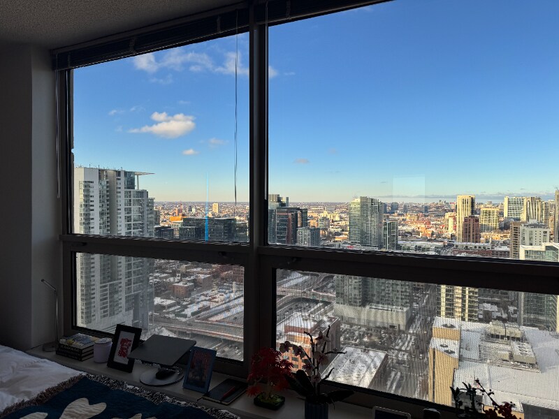 625 W Madison St unit 4006, Chicago, IL 60661 - photo 1