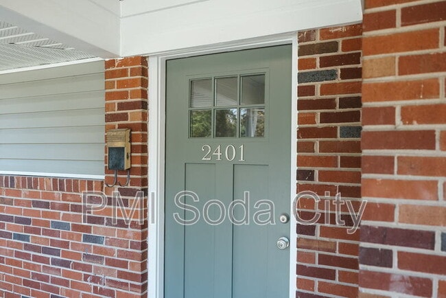 2401 Truax Ln, Columbia, SC 29204 - photo 6