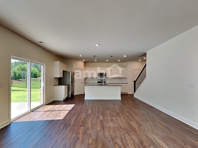 789 Carnaby Ln, Dacula, GA 30019 - photo 6