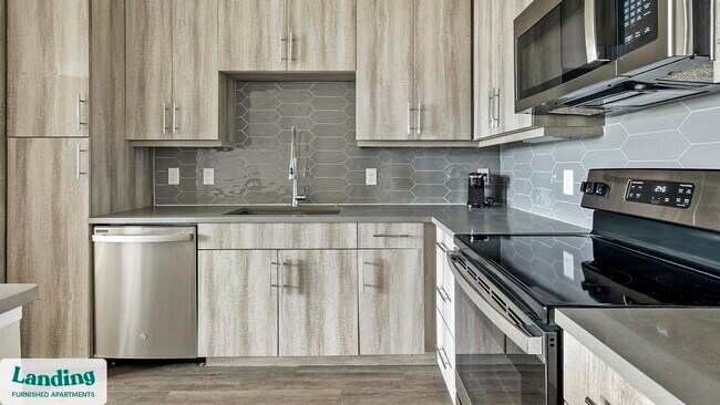 1900 Airport Commerce Dr unit 2205, Austin, TX 78741 - photo 5