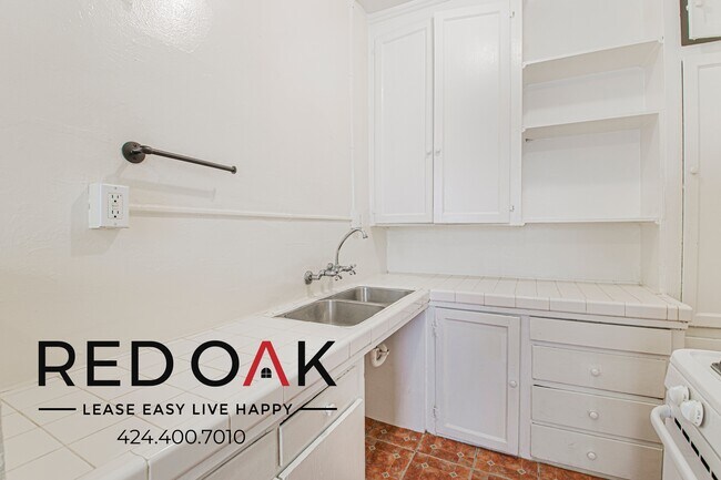 836 Sanborn Ave unit 206, Los Angeles, CA 90029 - photo 4