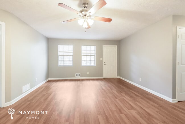 445 Meadowbrook Dr, McDonough, GA 30253 - photo 3