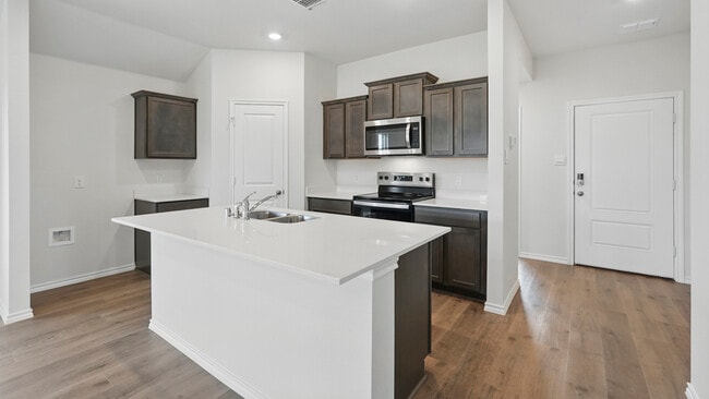 4100 Olivia Ln, Sanger, TX 76266 - photo 2