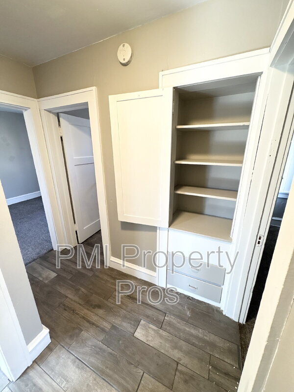 1538 N 38th St, Milwaukee, WI 53208 - photo 3