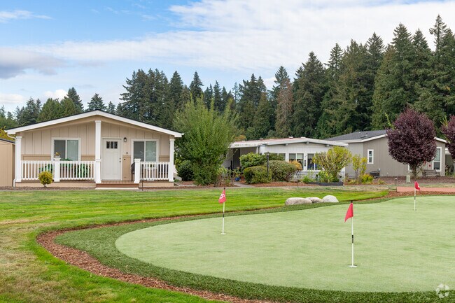 The pristine Royal Mobile Villas 55+ community offers great amenities in Cook Park.