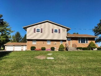 8346 Ulery Rd, New Carlisle, OH 45344