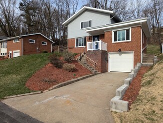 118 Gilmore Dr, Pittsburgh, PA 15235