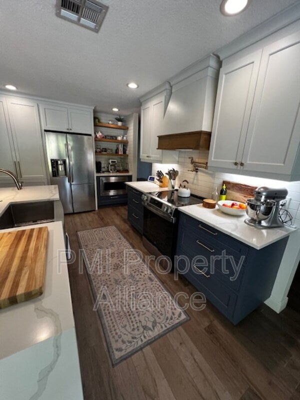 4044 Tenita Dr, Winter Park, FL 32792