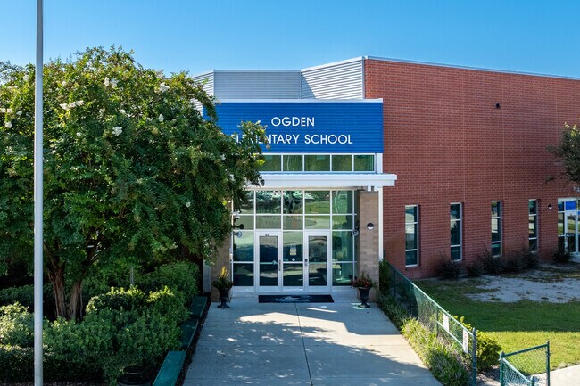 The Ogden Elementary School serves students in grades K-5.